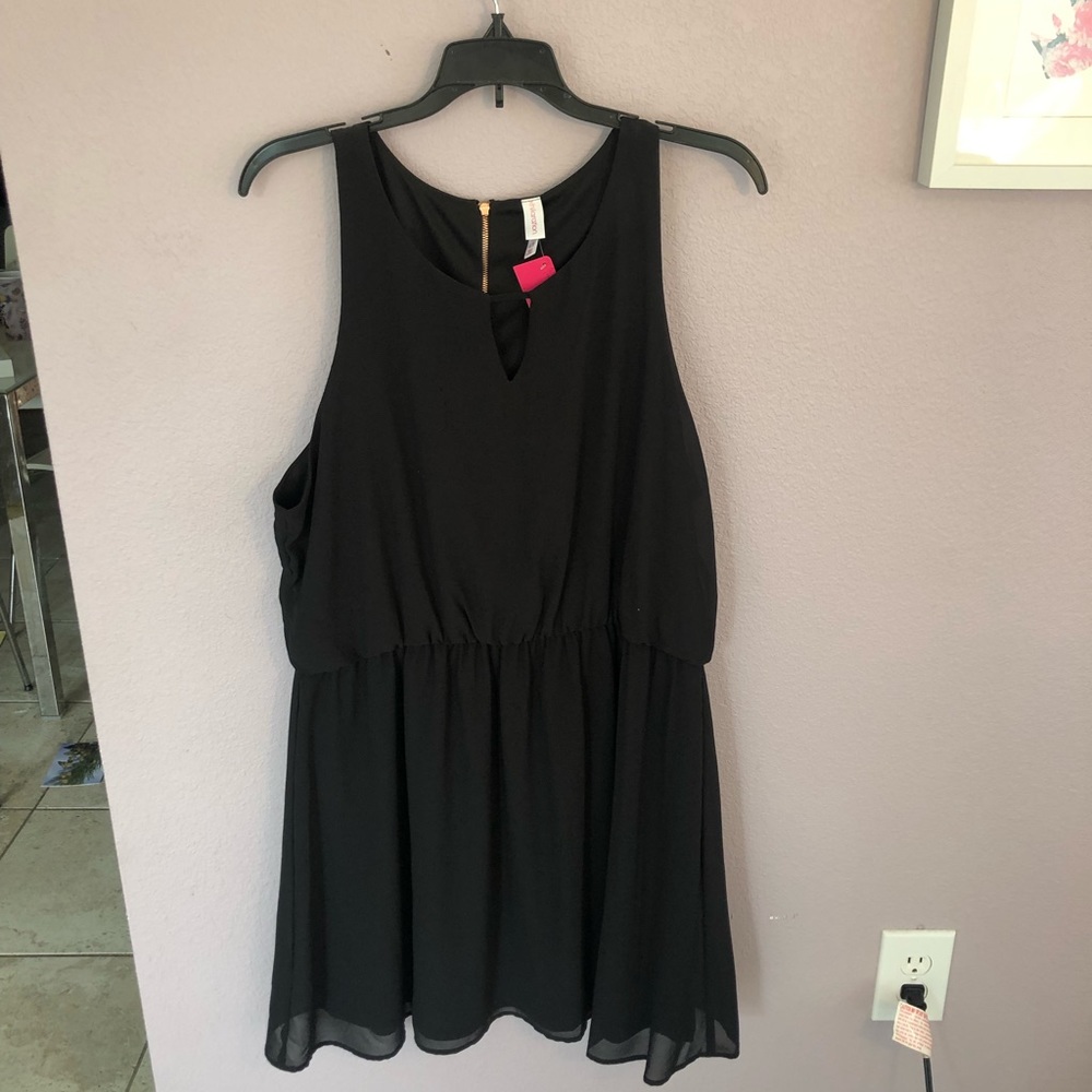 XL little black dress with keyhole detail NWT